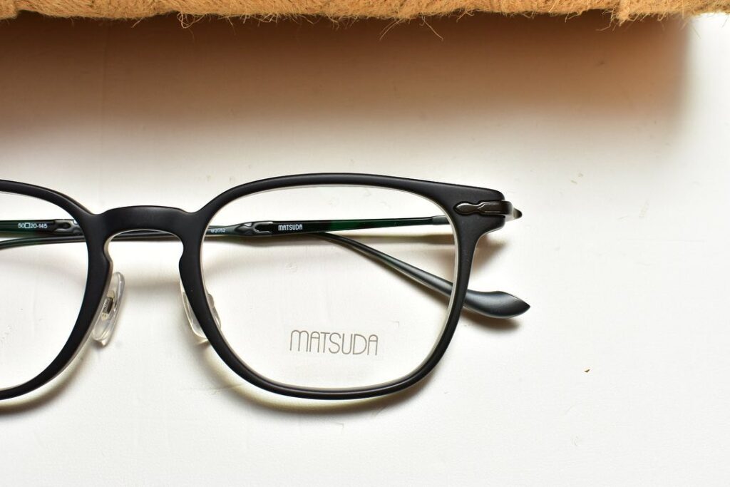 MATSUDA M2052